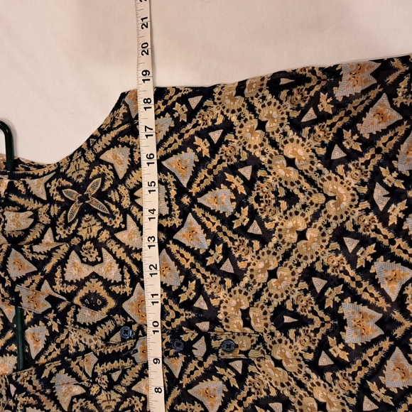 A New Approach Sheer Tank. Size S. - Picture 8 of 10